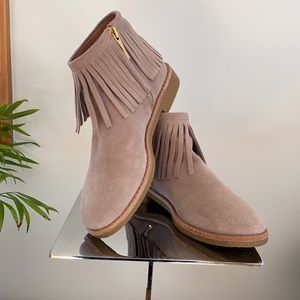 NWOT Kate Spade Betsie Suede Fringe Booties